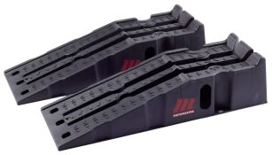 Motomaster Standard duty nesting maintenance ramp - 1 pair