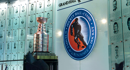 4 Passes pour le Temple de la Renommée du Hockey